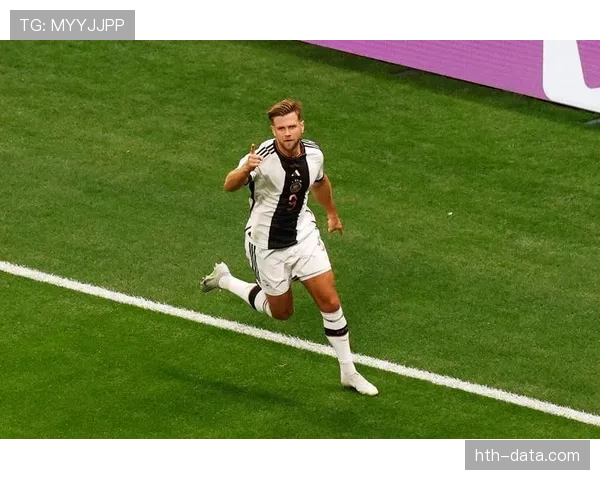 图赫尔精妙调整中锋战术引领球队状态强势复苏