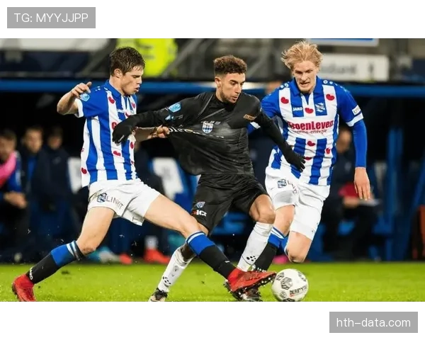 埃因霍温锋线爆发状态回暖，强势重返胜利轨道